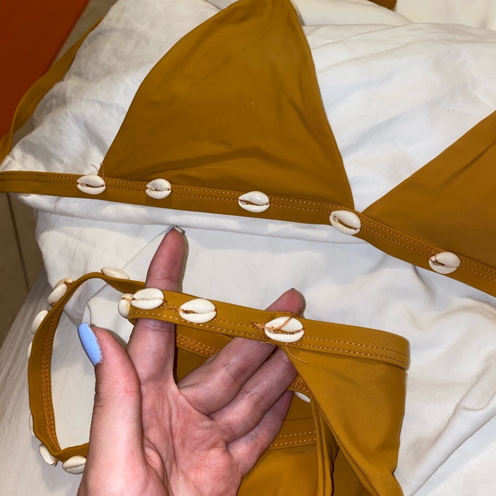 bikini - Picture 5 of 6